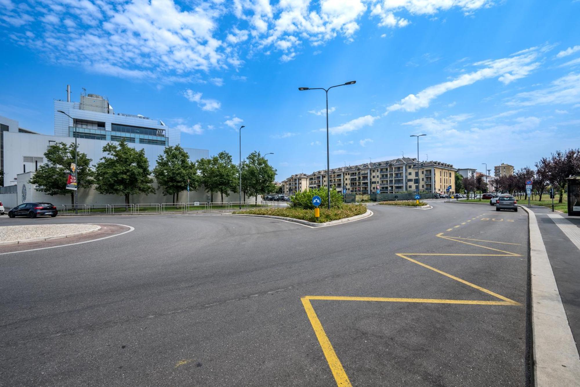 Cozy Suite Rogoredo Apartment Next To The Metro And Train Station Μιλάνο Εξωτερικό φωτογραφία