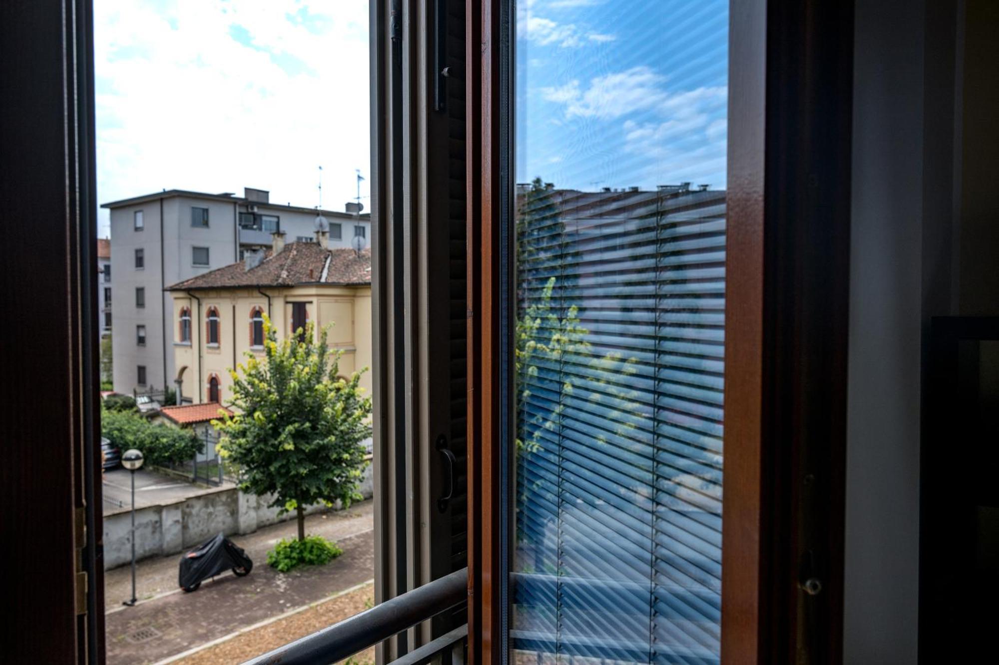 Cozy Suite Rogoredo Apartment Next To The Metro And Train Station Μιλάνο Εξωτερικό φωτογραφία